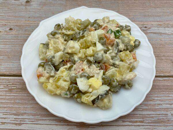 Сарафан - Салат Столичный с курой