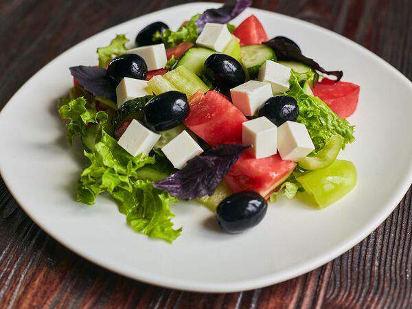 Мада - Салат Греческий