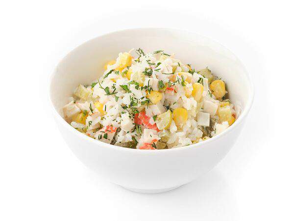 Ближе к делу - Салат с крабовыми палочками, рисом и овощами