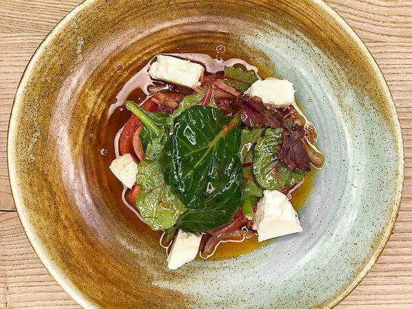 Голый Повар - Салат Деревенский из розовых помидор с адыгейским сыром