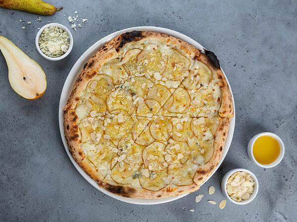 Forno rosso - Пицца с грушей и дорблю