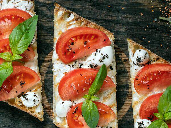 Философия - Чиабатта с розовыми томатами