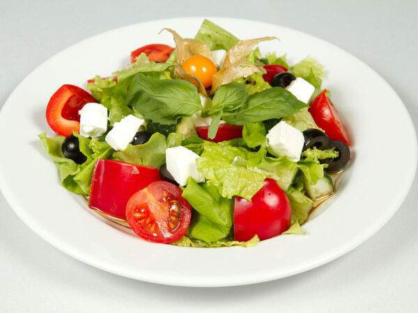 Едунаберу - Салат Греческий