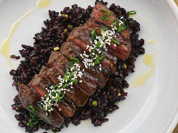 Lilu kitchen - Говядина, азиатский соус, дикий рис