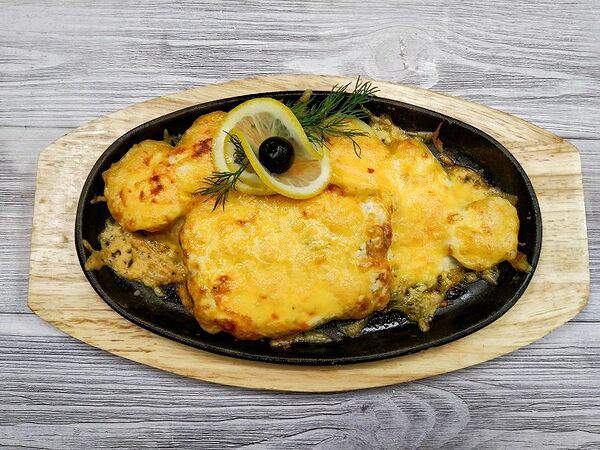 Lounge bar - Судак по-московски с запеченным картофелем