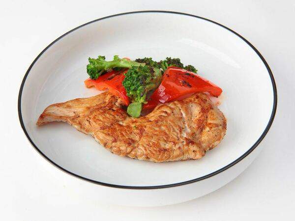 Colors Сafe - Стейк из индейки с овощами