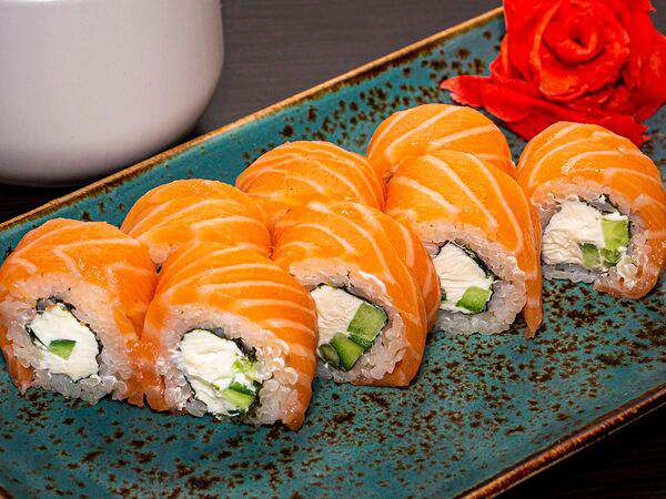 Суши бай Б - Ролл Филадельфия Luxor