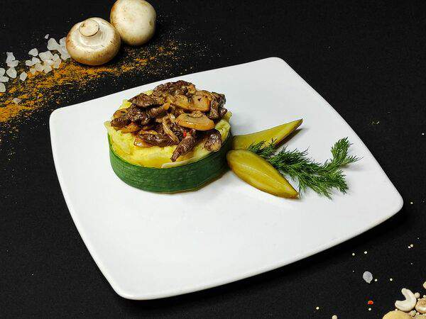 Всем Своим - Бефстроганов из говяжей вырезки