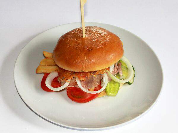 Delivery911 - Большой бургер с бужениной