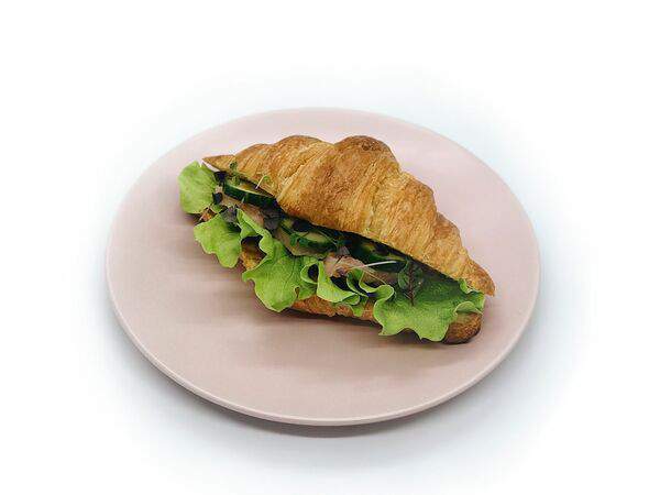 Булочная кондитерская - Круассан Семга и авокадо