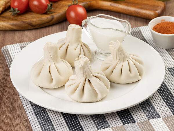 Грузинский дворик - Хинкали из телятины и свинины