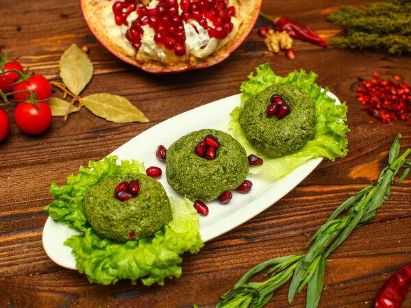 Рача - Пхали из шпината с орехом