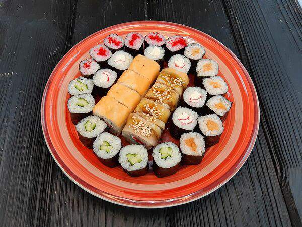 London strike cafe - Сет Пати