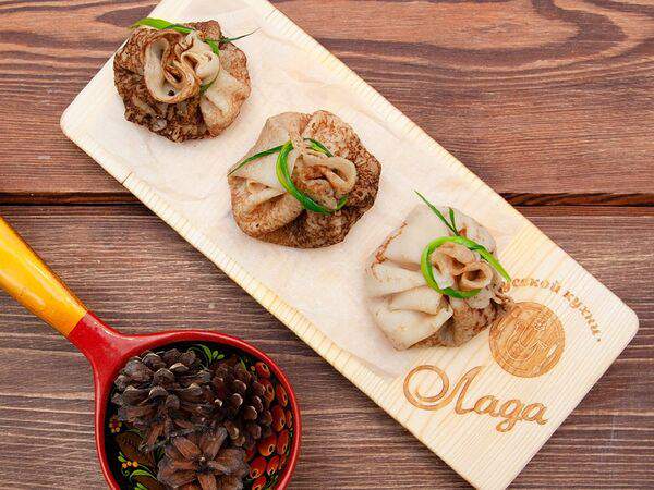 Русская кухня - Блинчики-мешочки с курицей