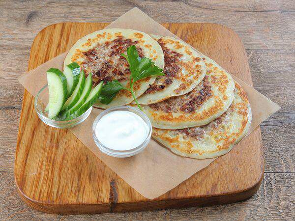 Дюжина - Блины с мясным припёком