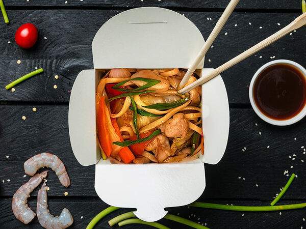 Евразия-Экспресс - Wok с курицей и пшеничной лапшой Удон, с устричным соусом