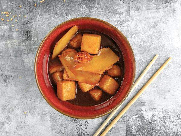 Ем Том Ям - Тофу с имбирем и чесноком