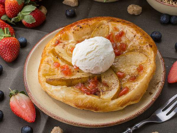 Вепрево колено - Тар татин с грушей