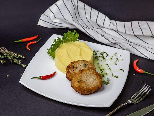 Саратовский - Щучьи котлеты с картофельным пюре