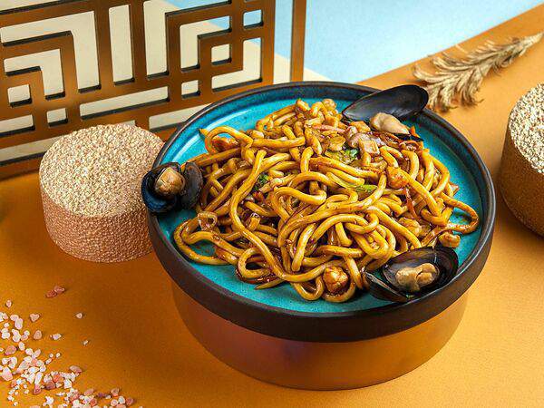 Сhino - Жареная лапша с морепродуктами