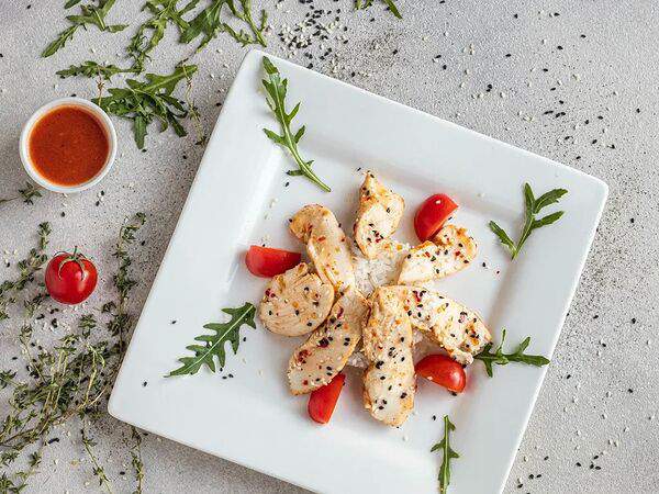 Пино - Куриное филе под остро-сладком соусе