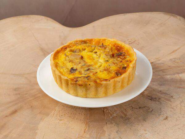 Кондитерская Раут - Пирог лоранский с курицей и грибами