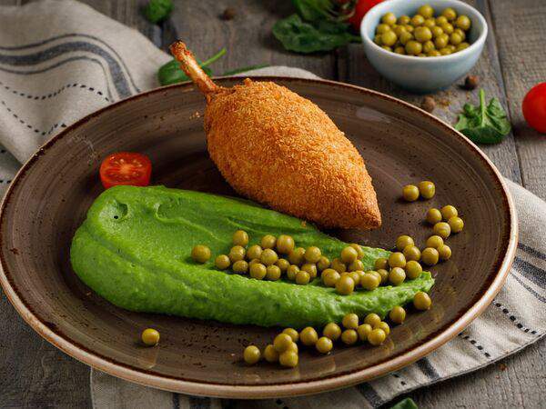 Охота на енота - Котлета по-киевски с картофельно-базиликовым пюре