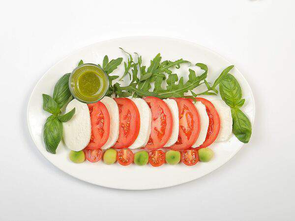 Familia - Моцарелла с сочными томатами