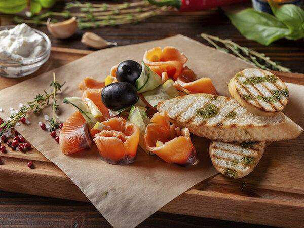 Шварцкайзер - Лосось с тостами