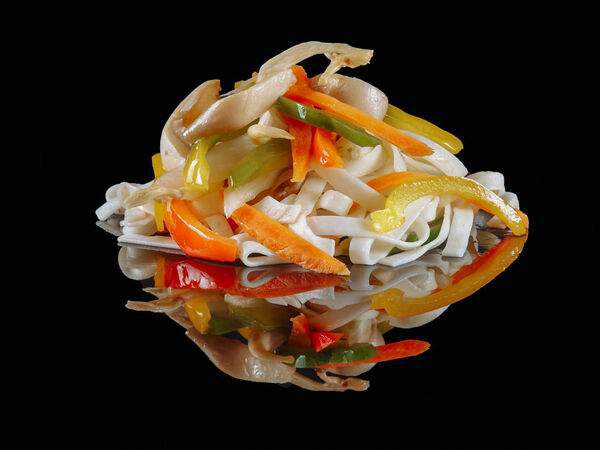 Fishka - Вок Яки удон с вешенками