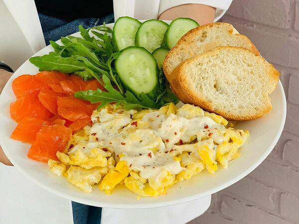 Гранфорт - Скрамбл с красной рыбой