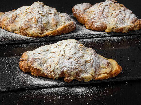 Пекарня Буханка - Миндальный круассан