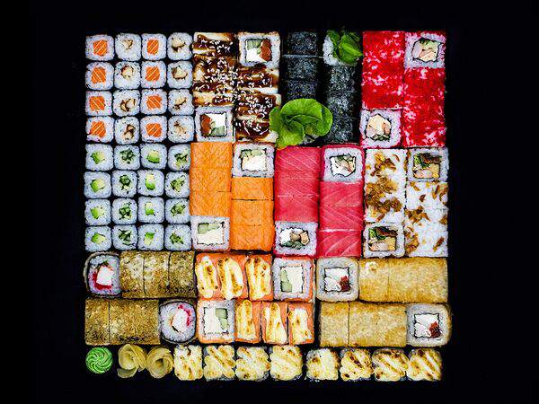 Mr Khan - Гранд-Мастер