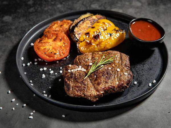 Merzen - Стейк из говяжьей вырезки