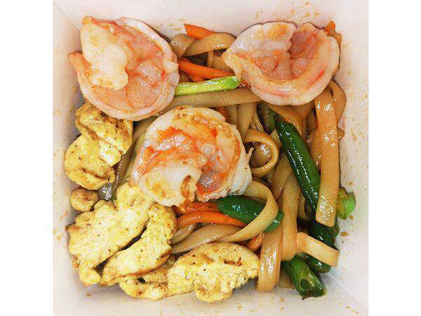 Дон Удон - Вок с курицей и креветками