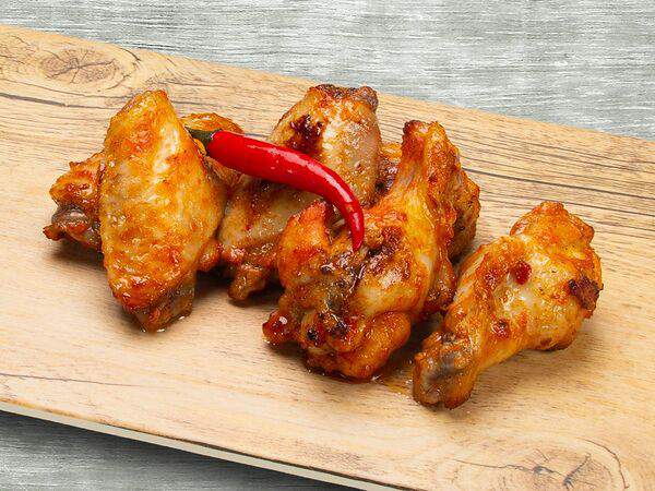 Лаврушка - Куриные крылышки в остром соусе