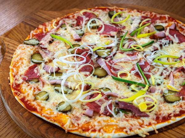 Antonio - Пицца с мясными деликатесами