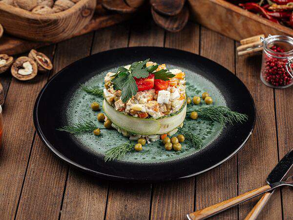 Ларисс Иванну Хачу! - Оливье с курицей