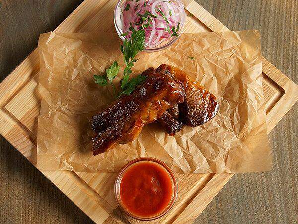 Hofo - Свиные ребрышки