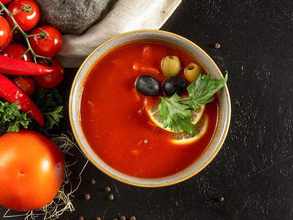 Golden Coffee - Мясная солянка с копченостями и сметаной