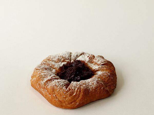 Хлебное место - Дениш с вишней