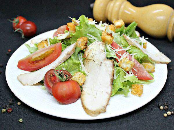 Lasertag - Салат Цезарь с курицей