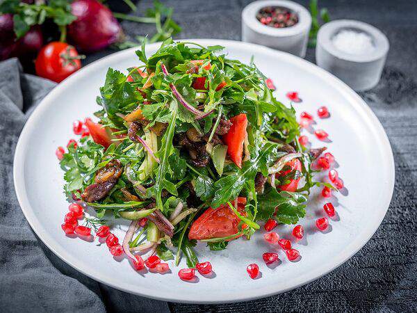 Новорижская застава - Теплый салат из мяса ягненка