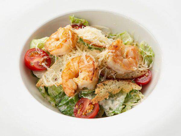 Centrale - Салат цезарь с креветками