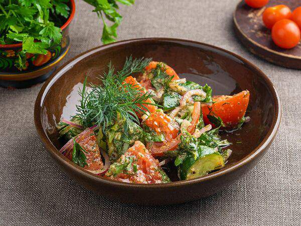 Щепка - Пряный салат с грецкими орехами