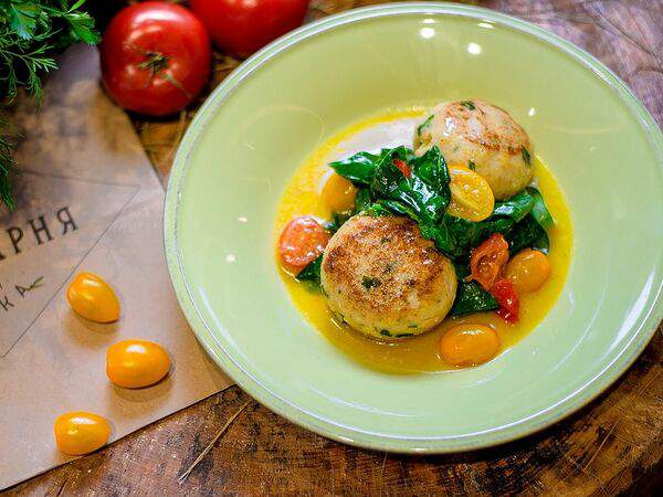 Сыроварня - Котлеты из щуки со шпинатом