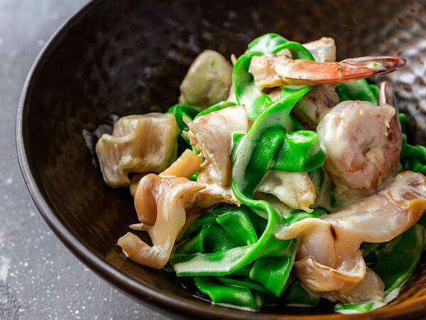 Фиши - Лапша васаби с морепродуктами в сливочном соусе