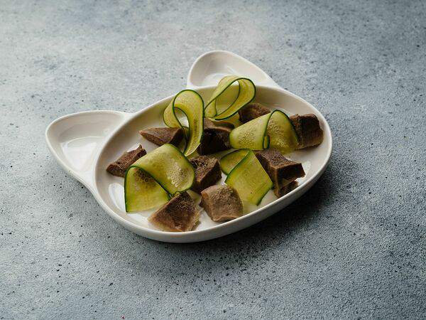 Caramelle Village - Язык фермерского теленка томленый