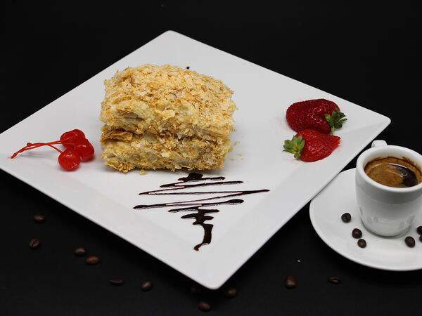 Кафе Хачапуридзе - Десерт Наполеон