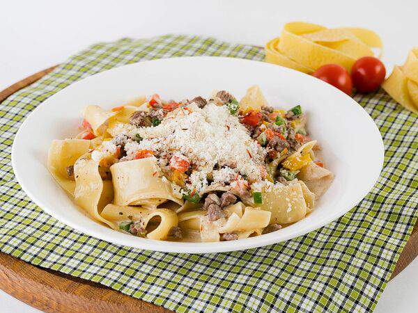 Mamma Mia - Паста Паппарделле с мясом